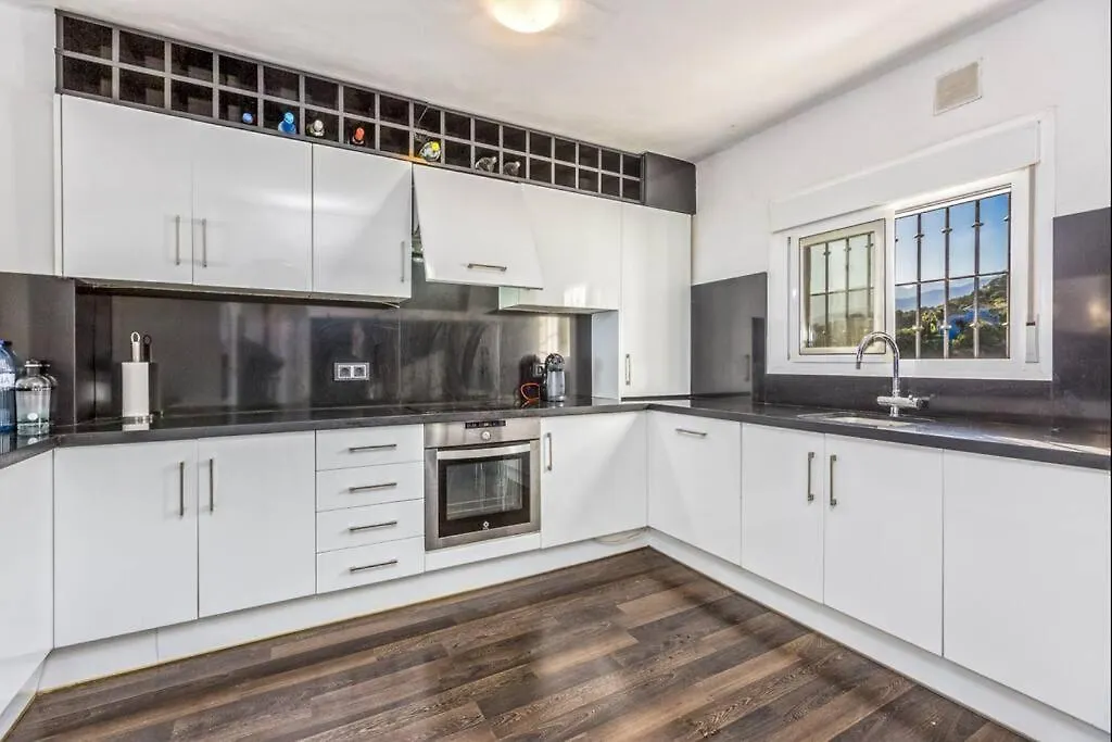 Appartement 103-Penthouse Apartment, Stunning Views, Marbellac